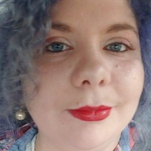 Meet your Posher, Savannah